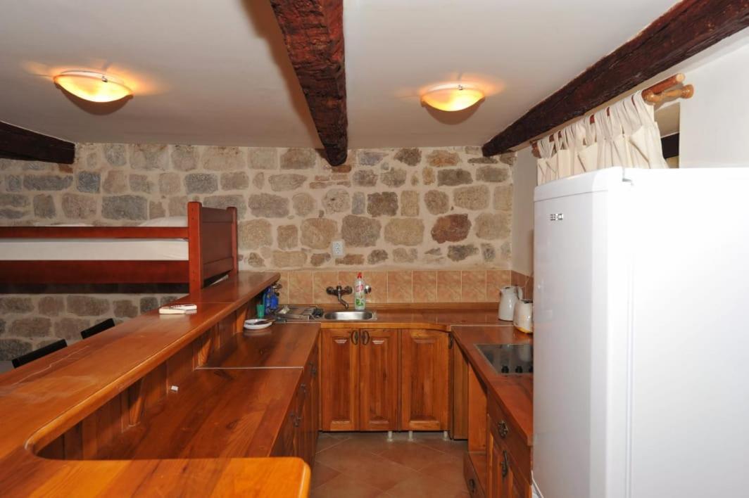 Apartments Monika Old Town Kotor Exterior photo